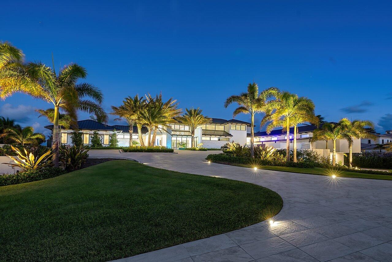 SAILFISH POINT - Residential