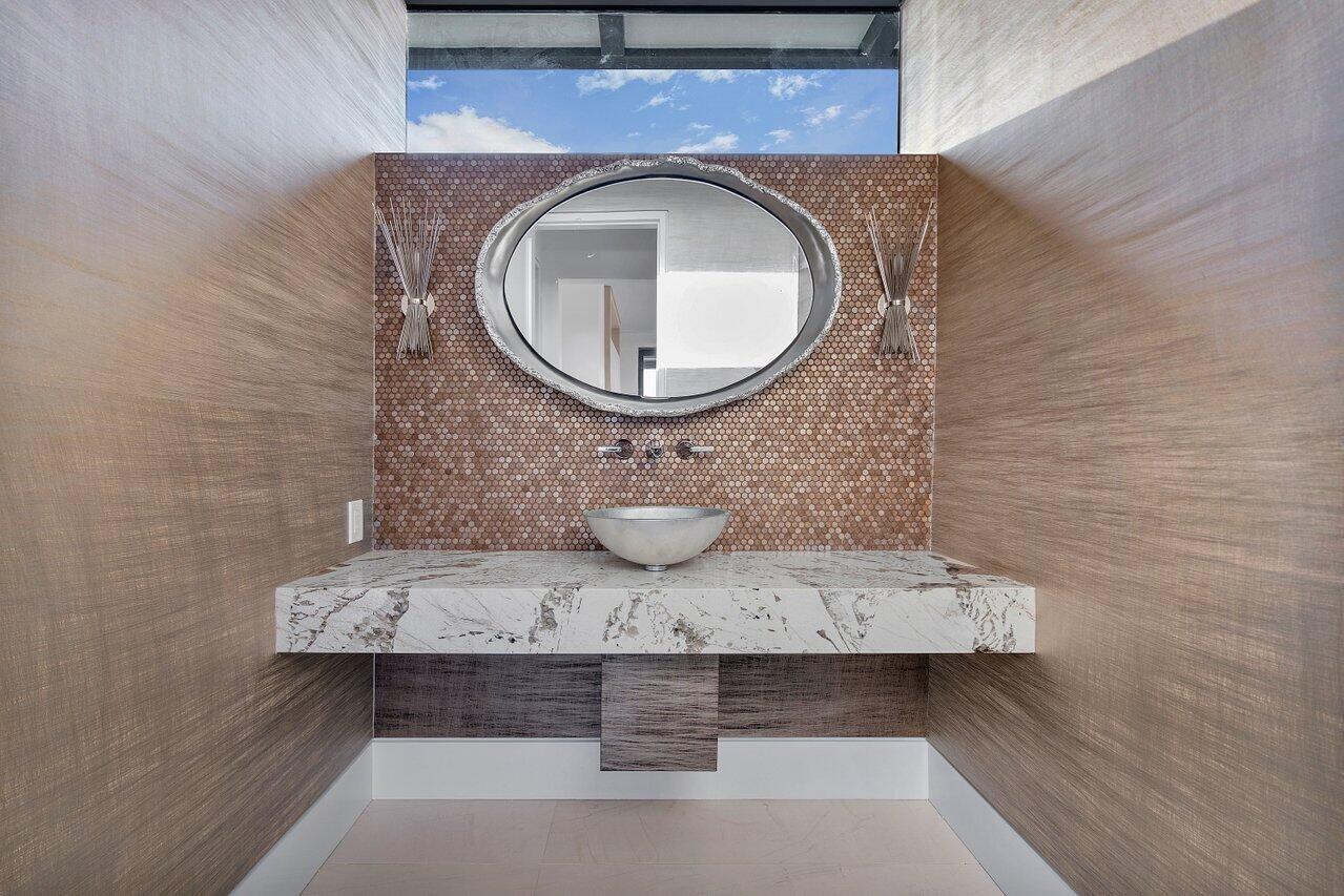 SAILFISH POINT - Residential