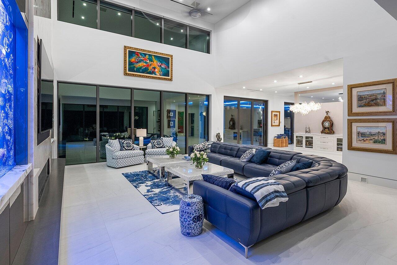 SAILFISH POINT - Residential