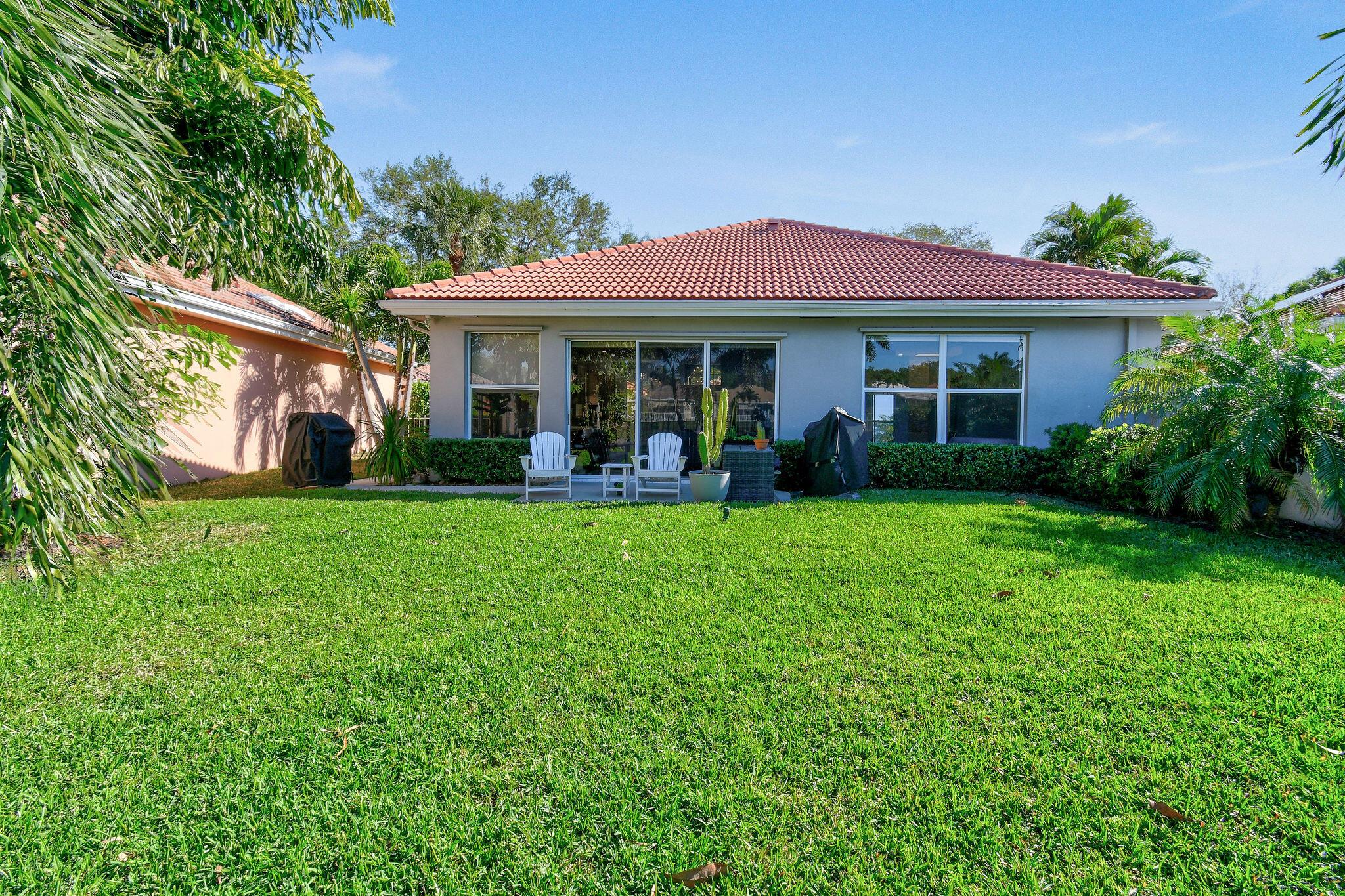 HAMPTONS AT MAPLEWOOD - Residential