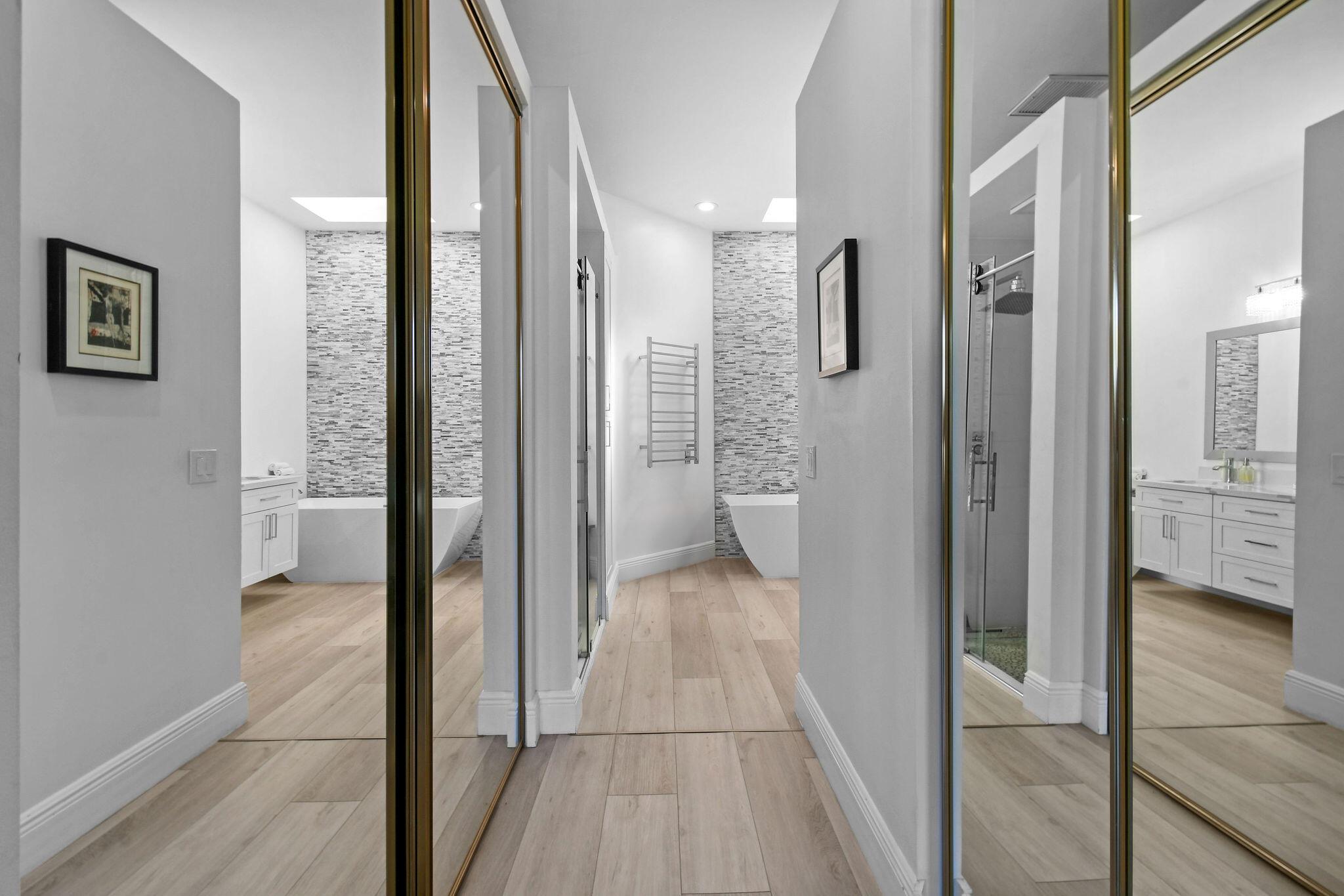 HAMPTONS AT MAPLEWOOD - Residential