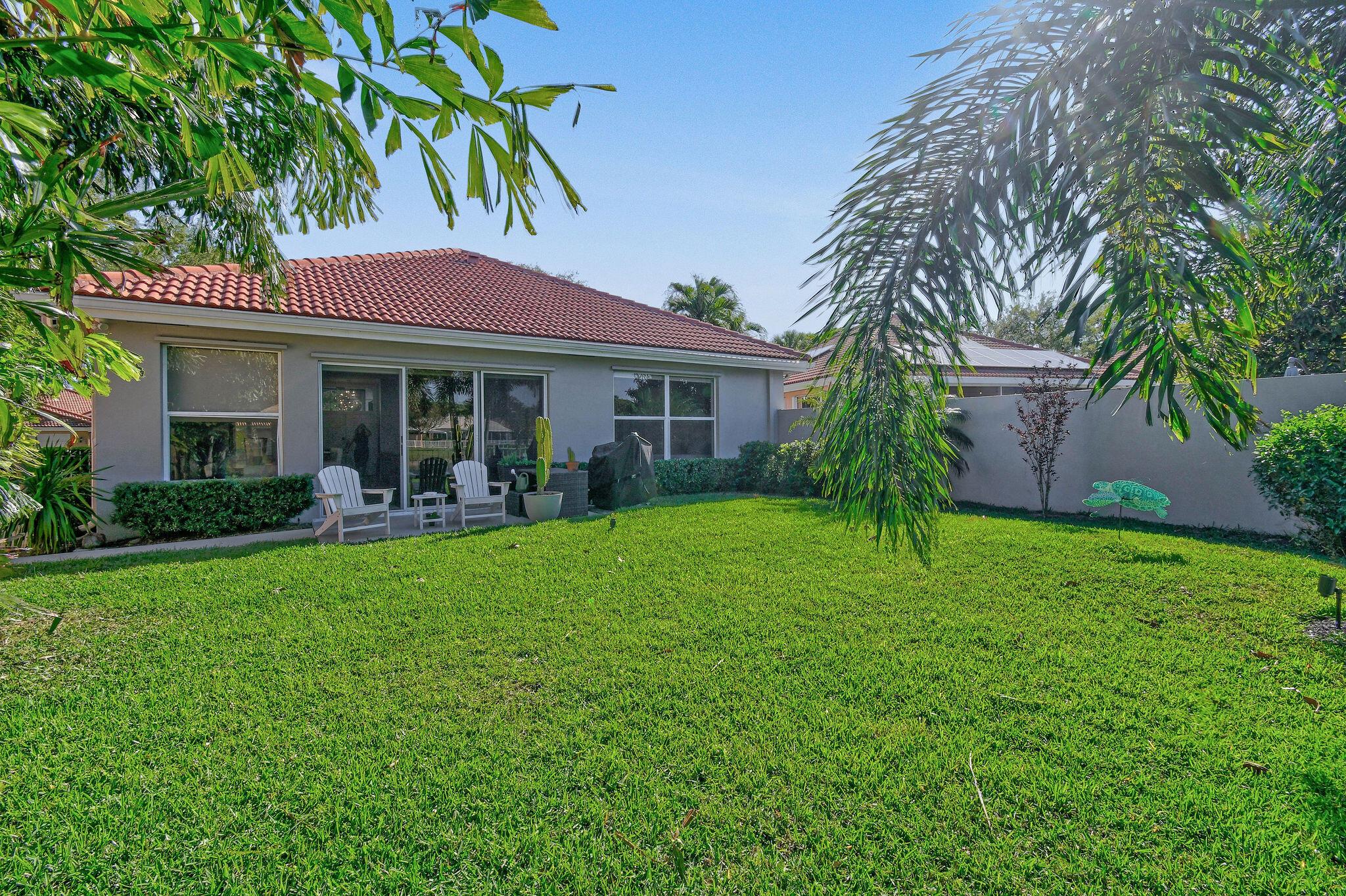 HAMPTONS AT MAPLEWOOD - Residential