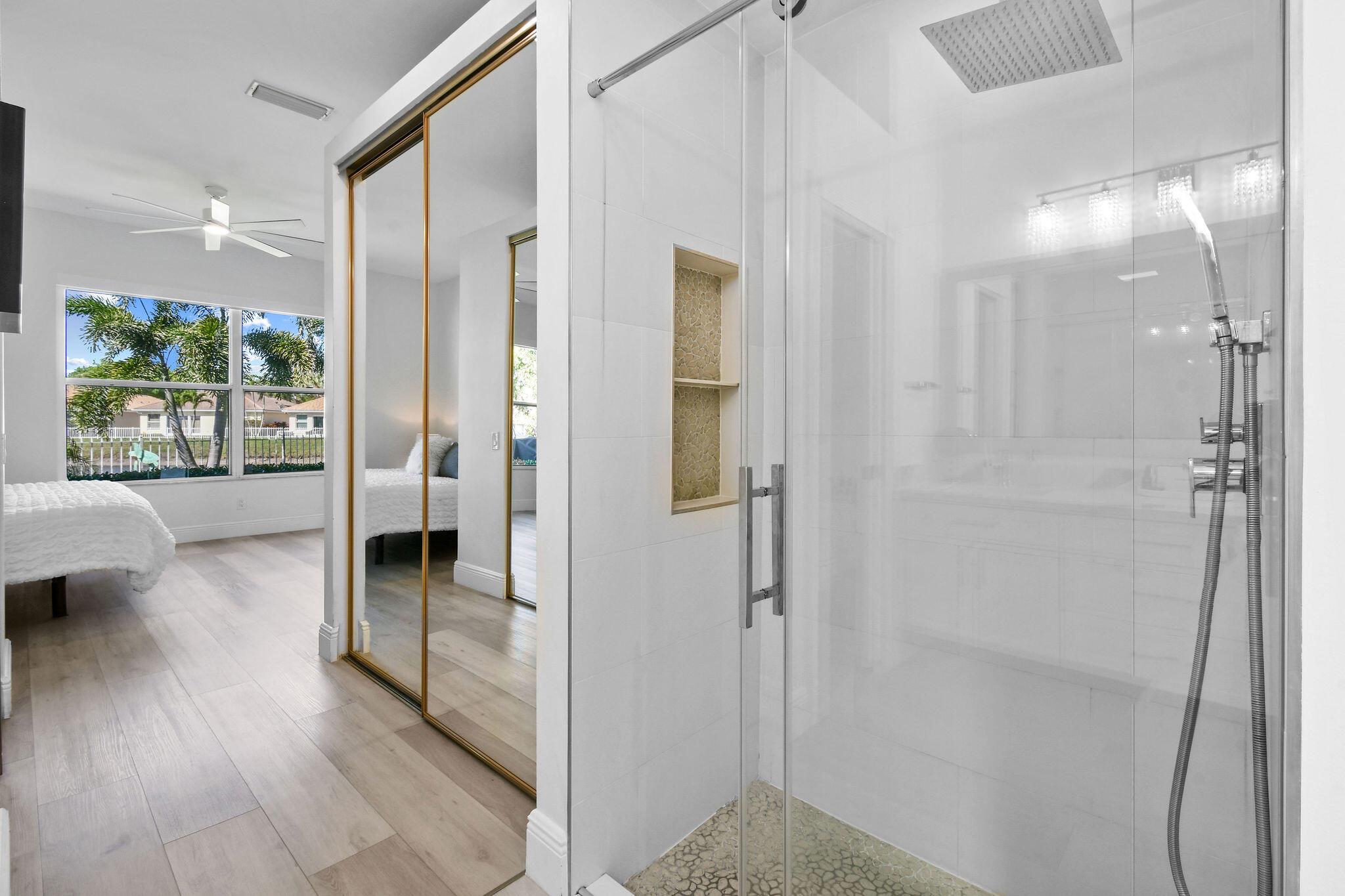 HAMPTONS AT MAPLEWOOD - Residential