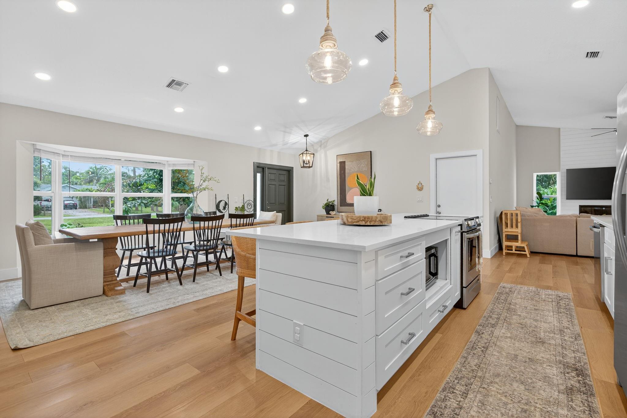 Acreage & Unrec - Residential