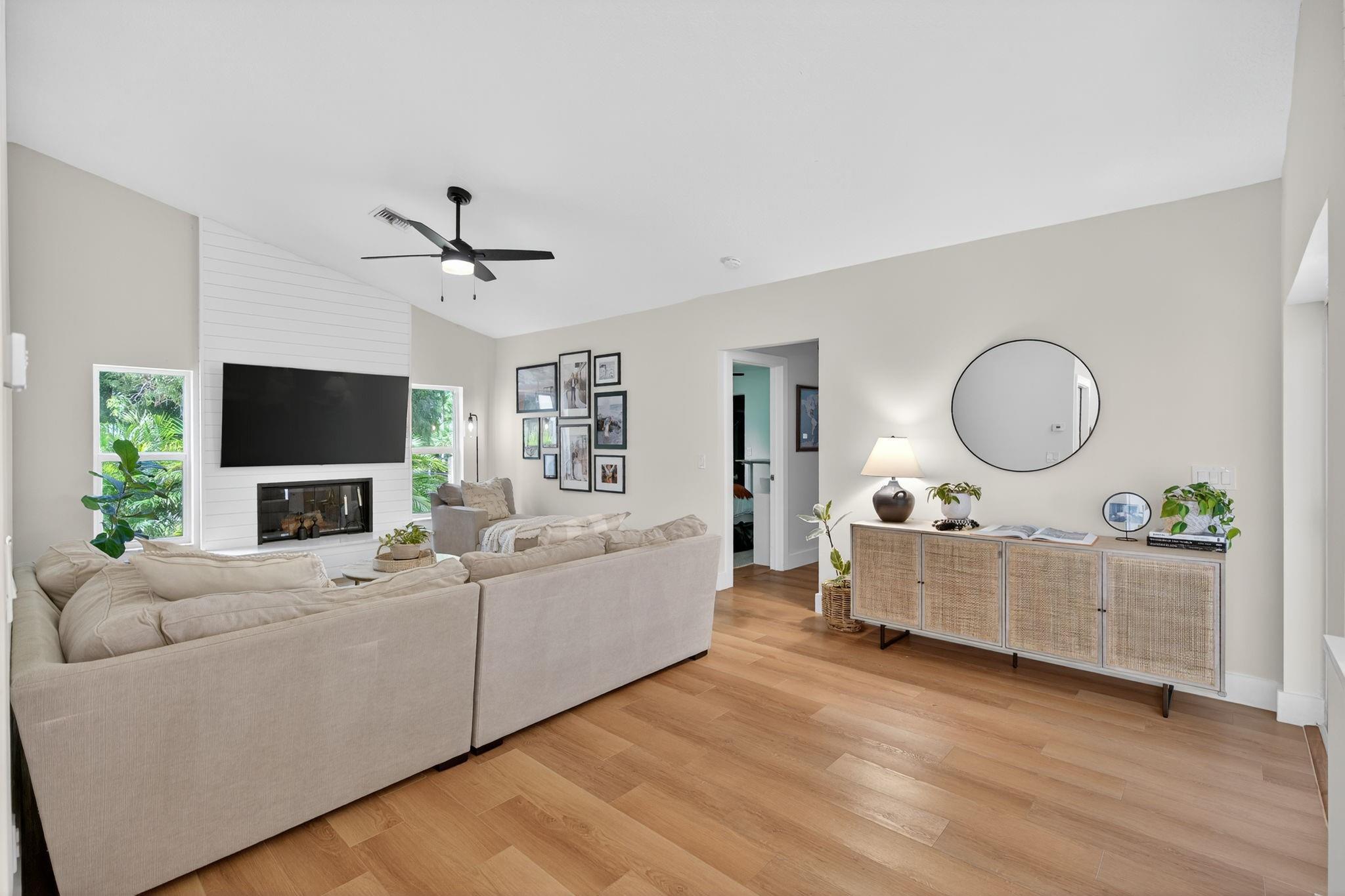 Acreage & Unrec - Residential