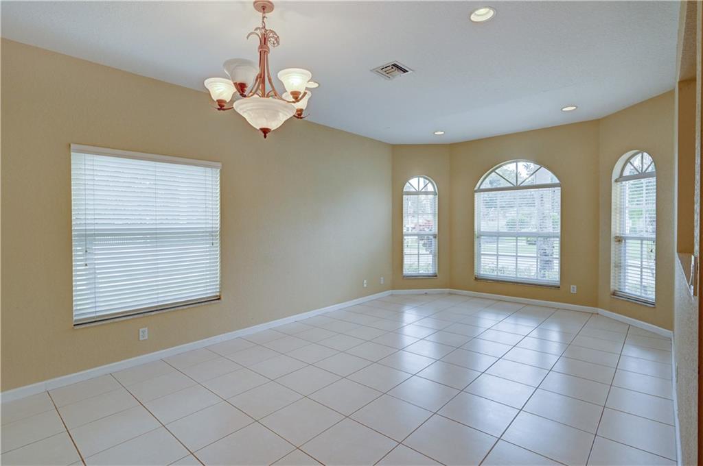 WYNDHAM LAKES SOUTH - Residential