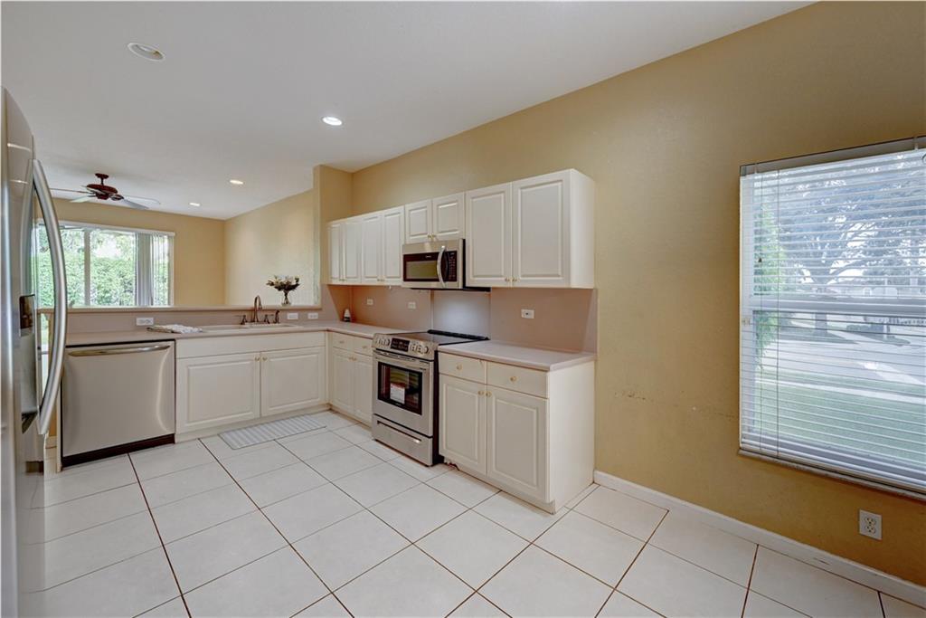 WYNDHAM LAKES SOUTH - Residential