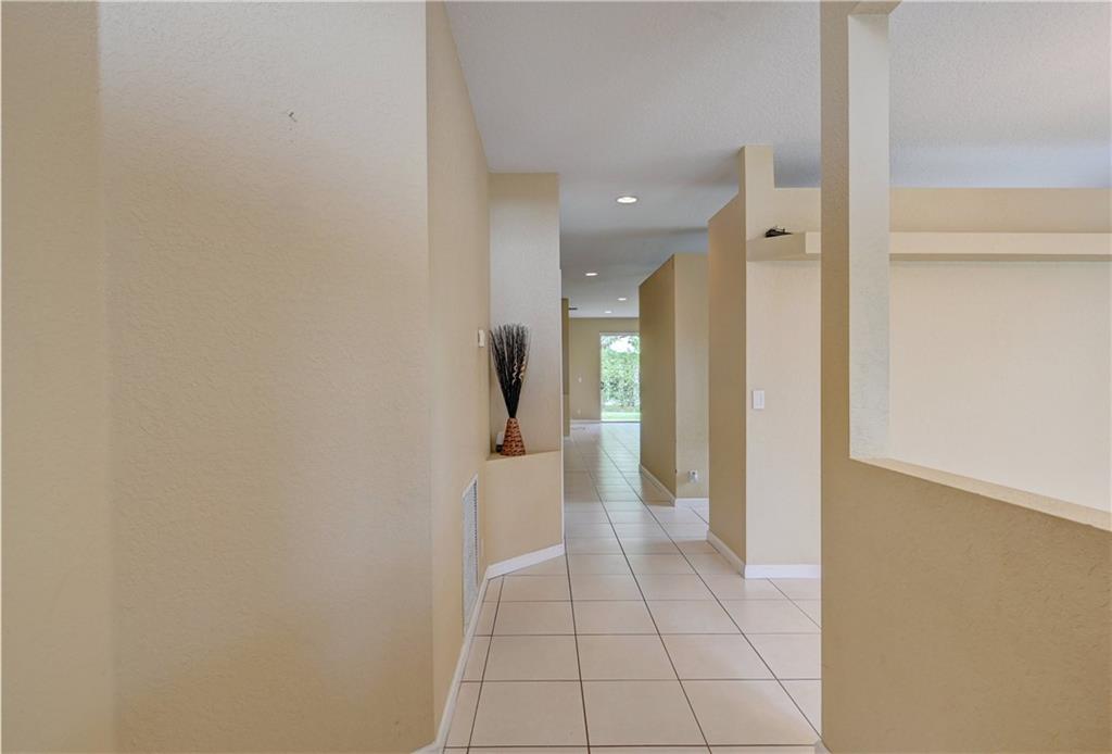 WYNDHAM LAKES SOUTH - Residential