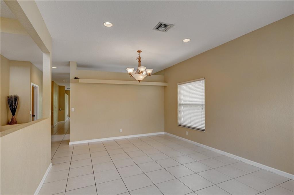 WYNDHAM LAKES SOUTH - Residential