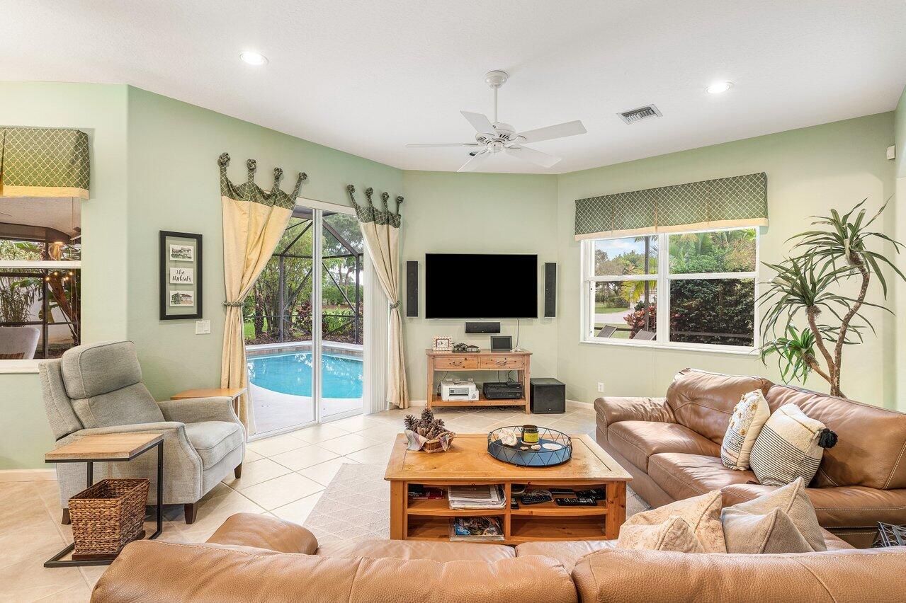 ORANGE GROVE EST - Residential