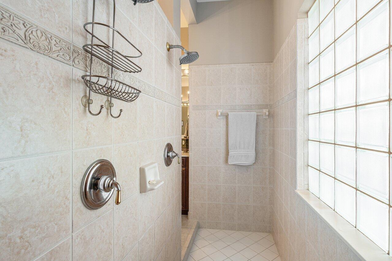 ORANGE GROVE EST - Residential