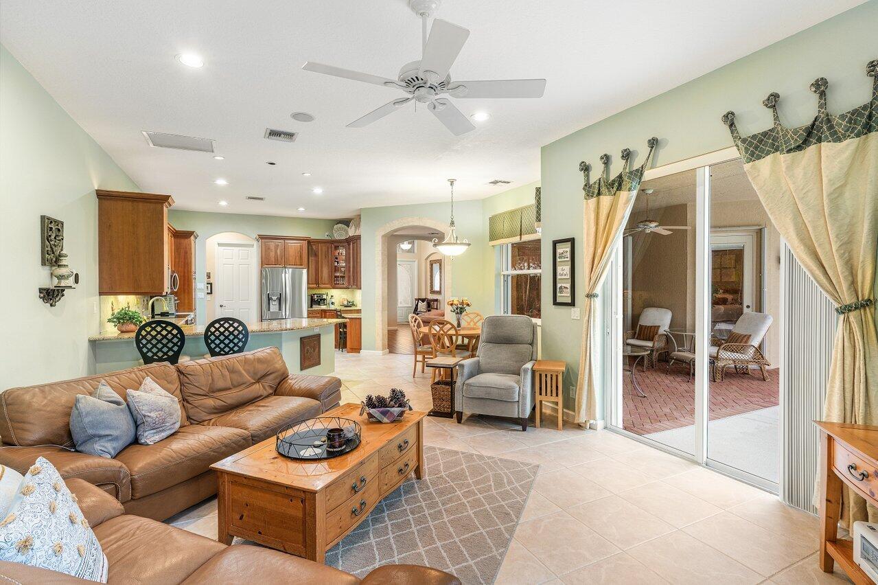 ORANGE GROVE EST - Residential