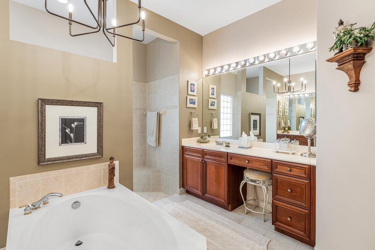 ORANGE GROVE EST - Residential