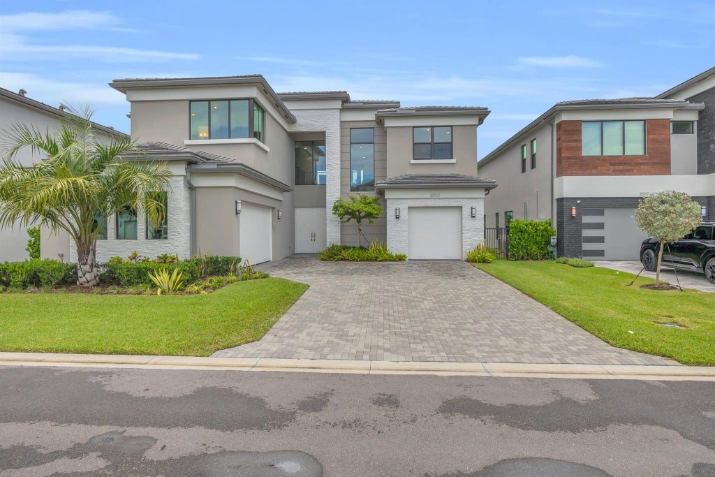 Photo of 20123 Casa De Campo Lane, Boca Raton, FL 33434 (MLS # R11129687)