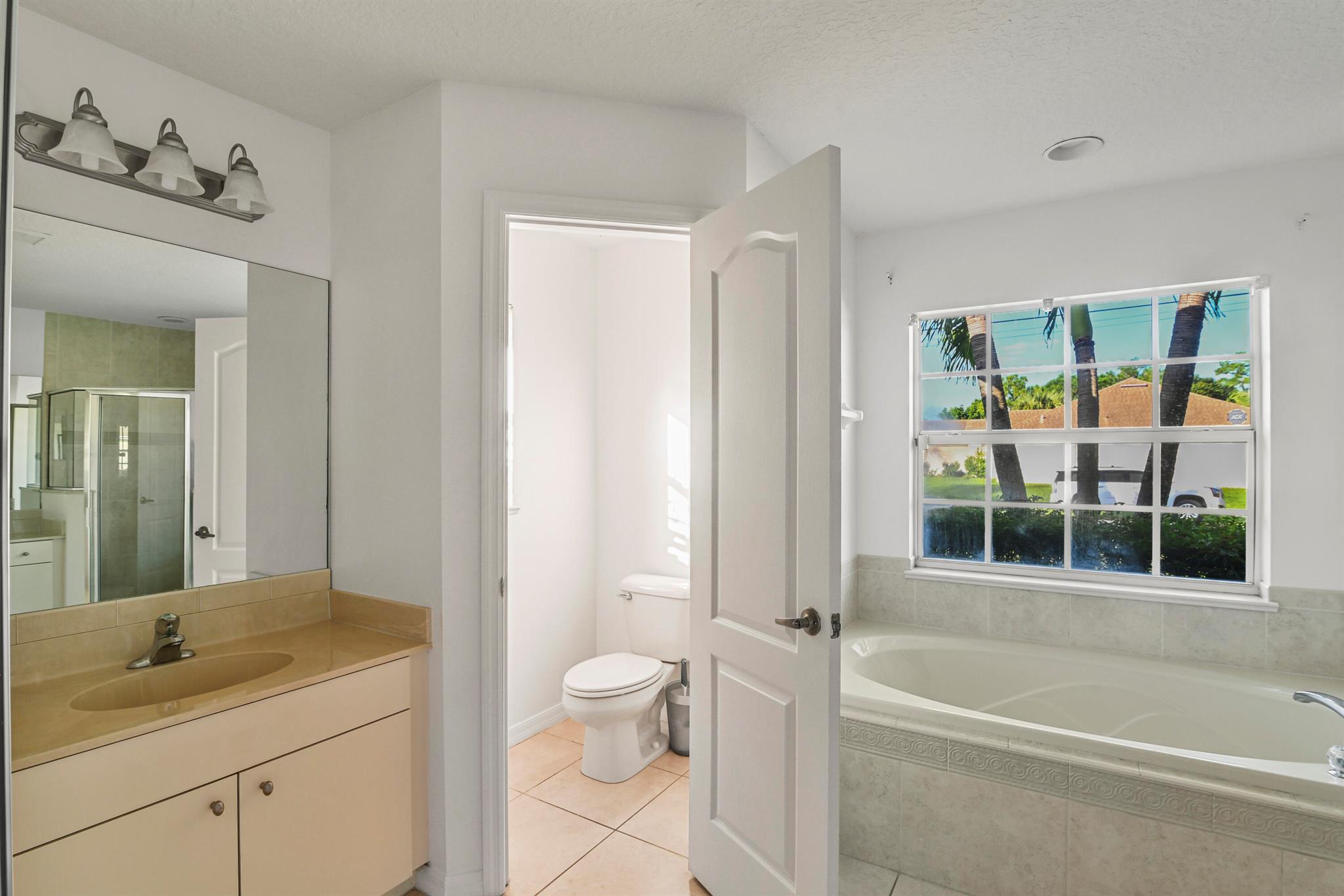 PORT ST LUCIE SECTION 19 - Residential Lease