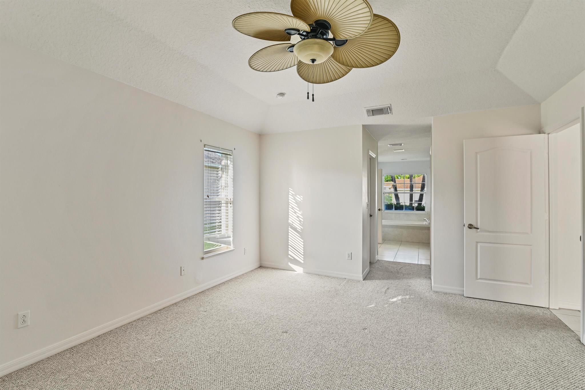 PORT ST LUCIE SECTION 19 - Residential Lease
