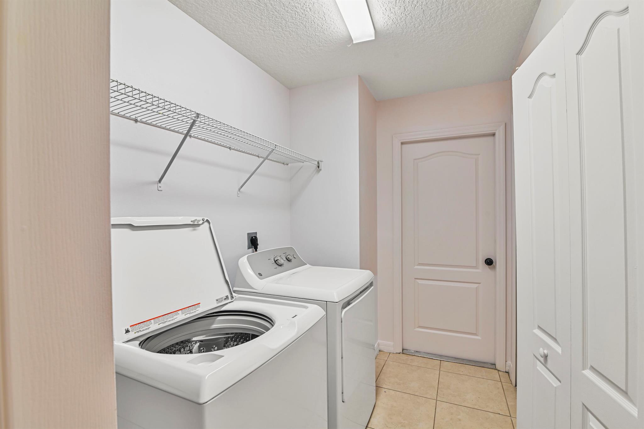 PORT ST LUCIE SECTION 19 - Residential Lease
