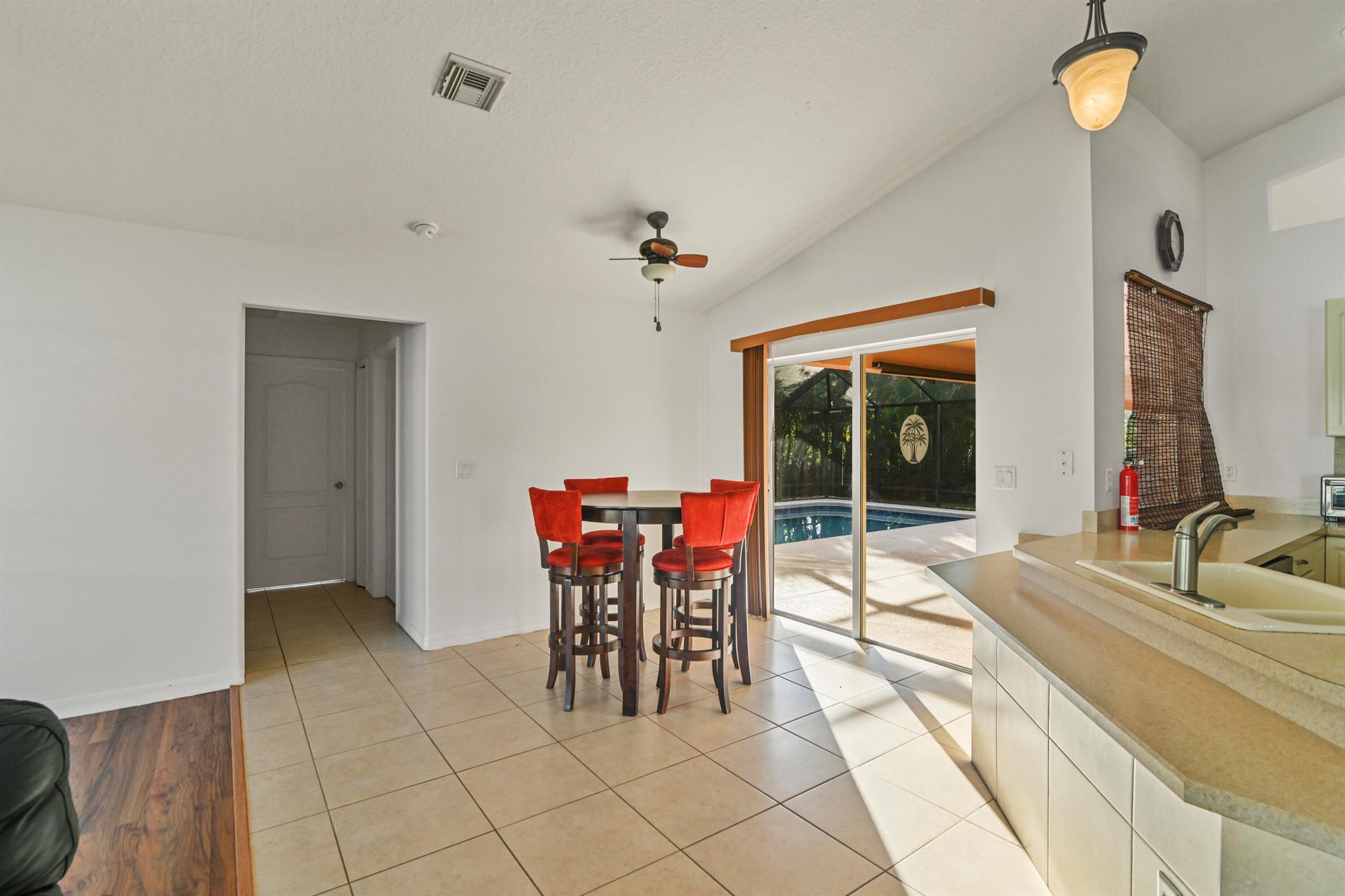 PORT ST LUCIE SECTION 19 - Residential Lease