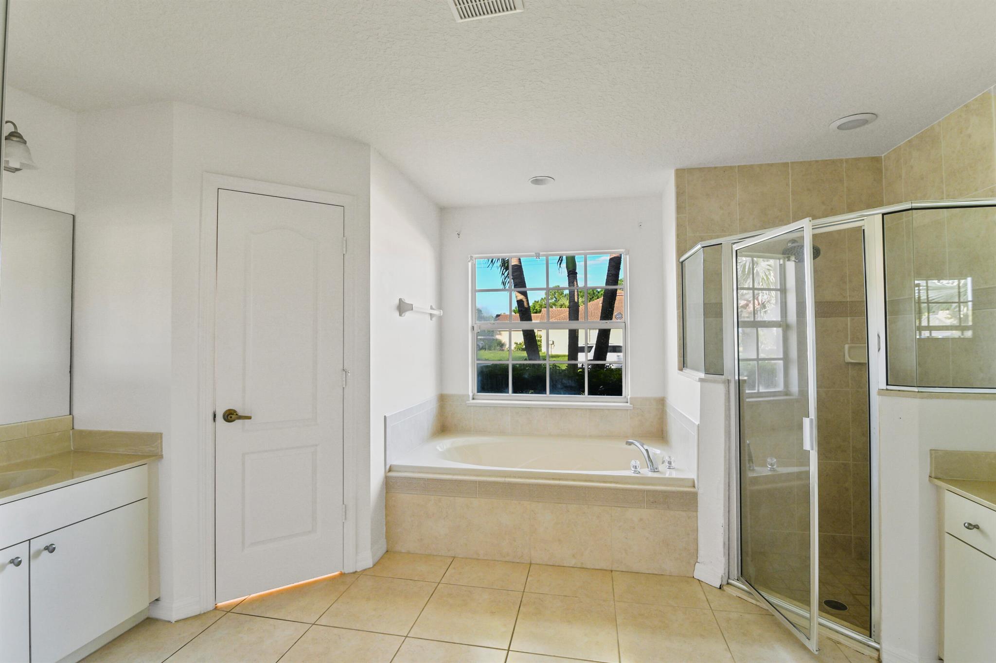 PORT ST LUCIE SECTION 19 - Residential Lease
