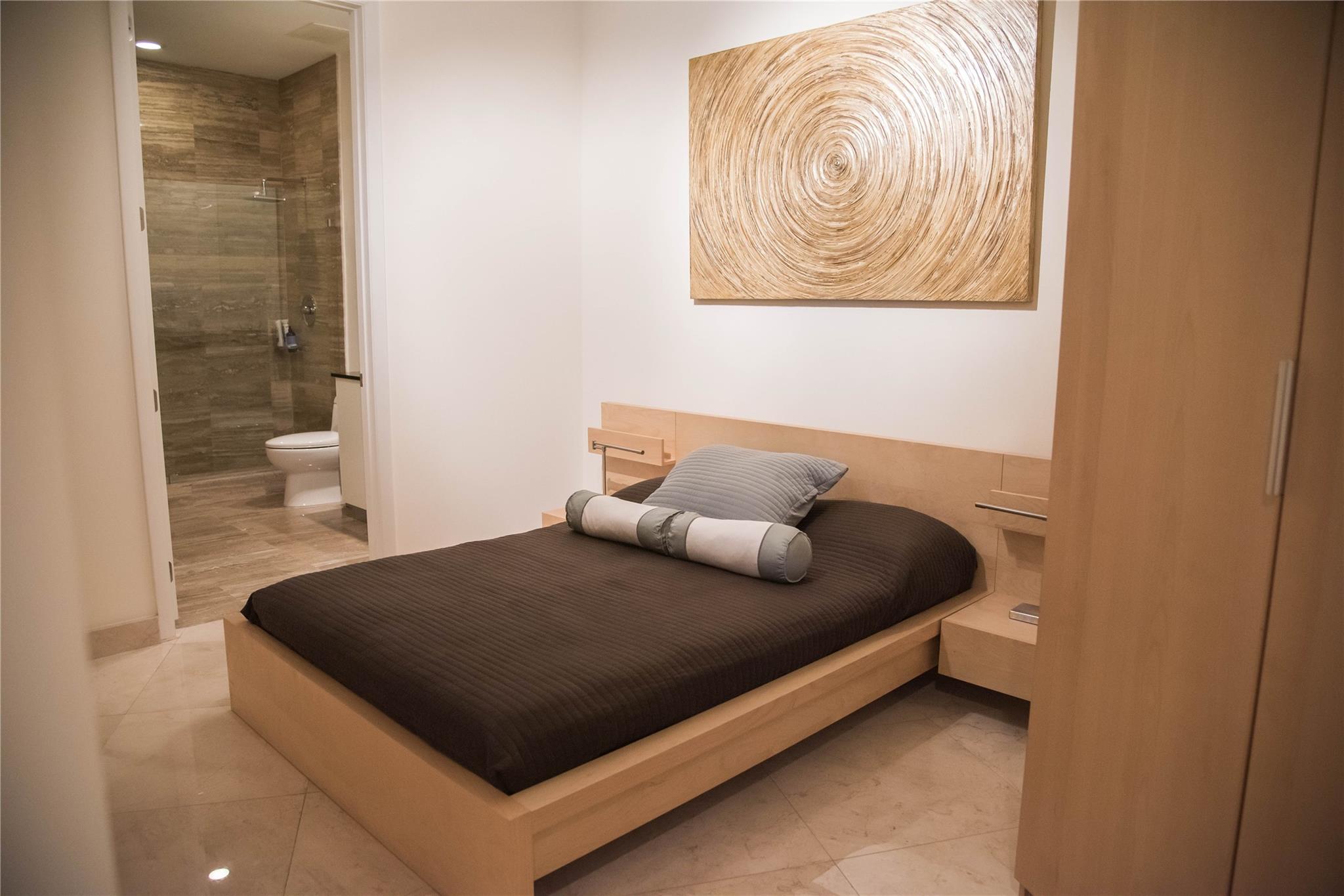 TDR TOWER II CONDO - Residential Lease