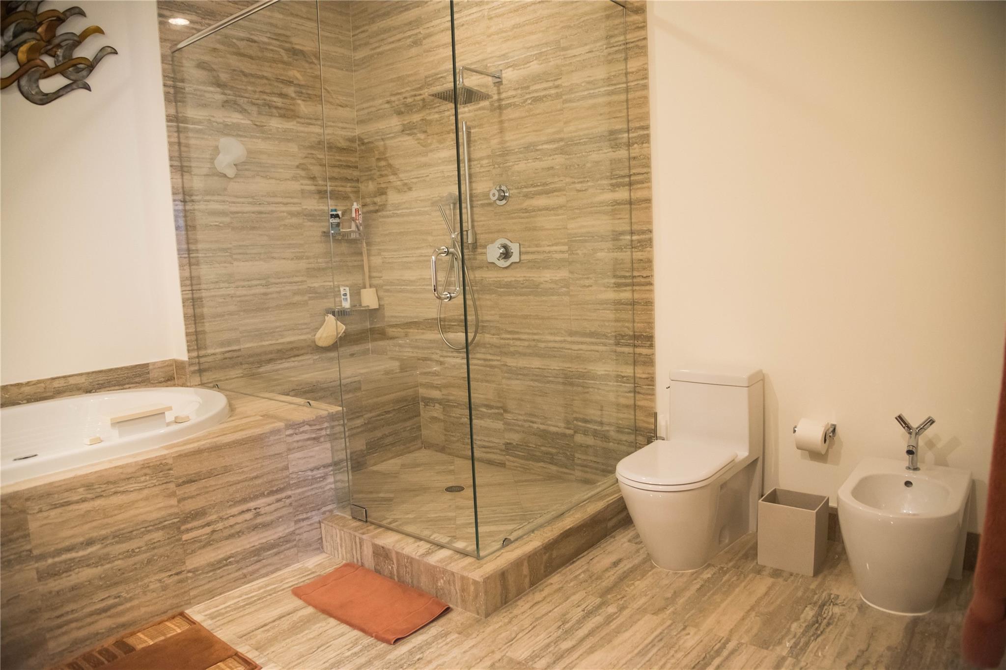 TDR TOWER II CONDO - Residential Lease