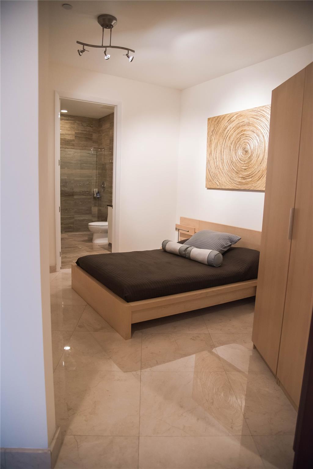 TDR TOWER II CONDO - Residential Lease