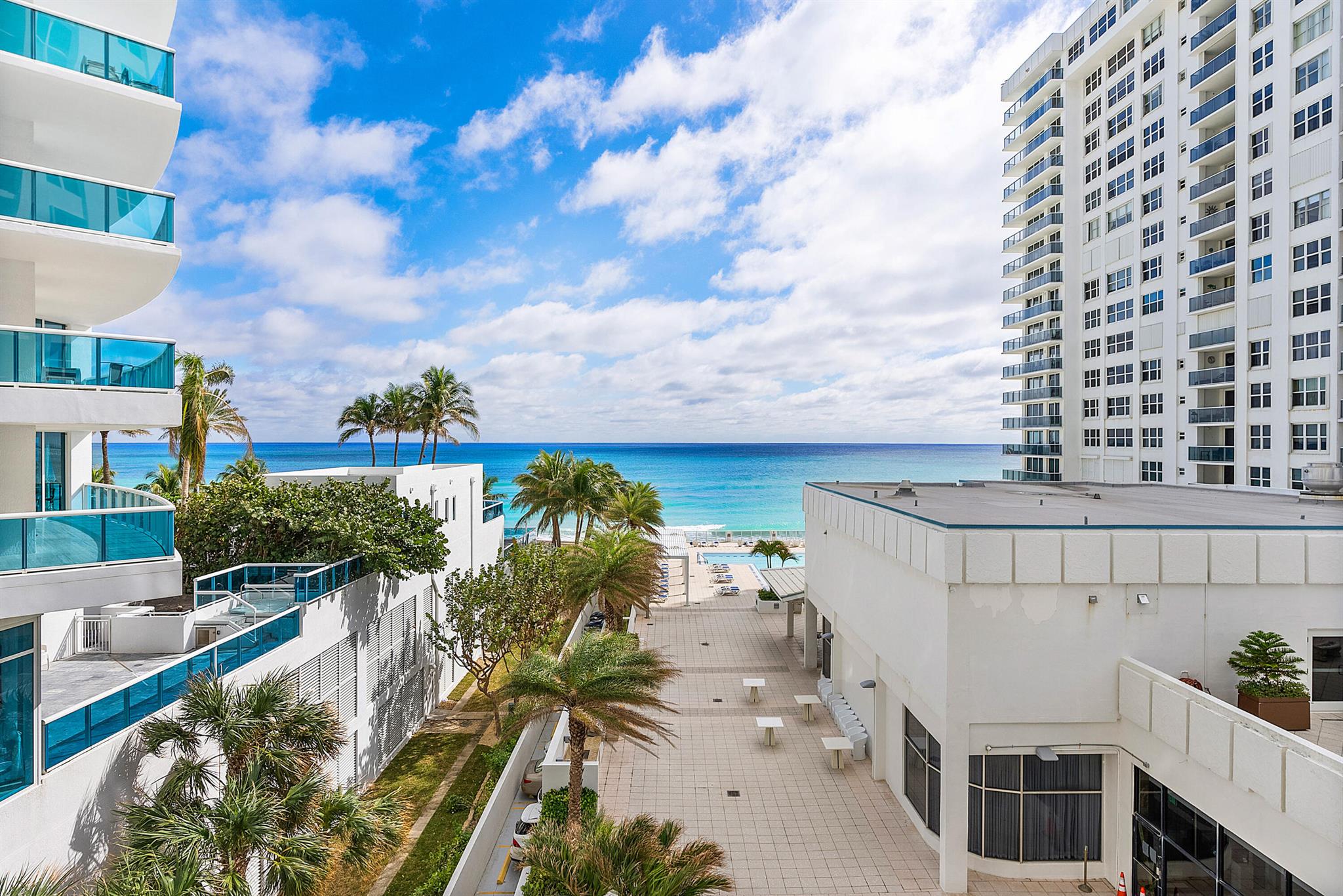 2751 S Ocean Drive 504n
