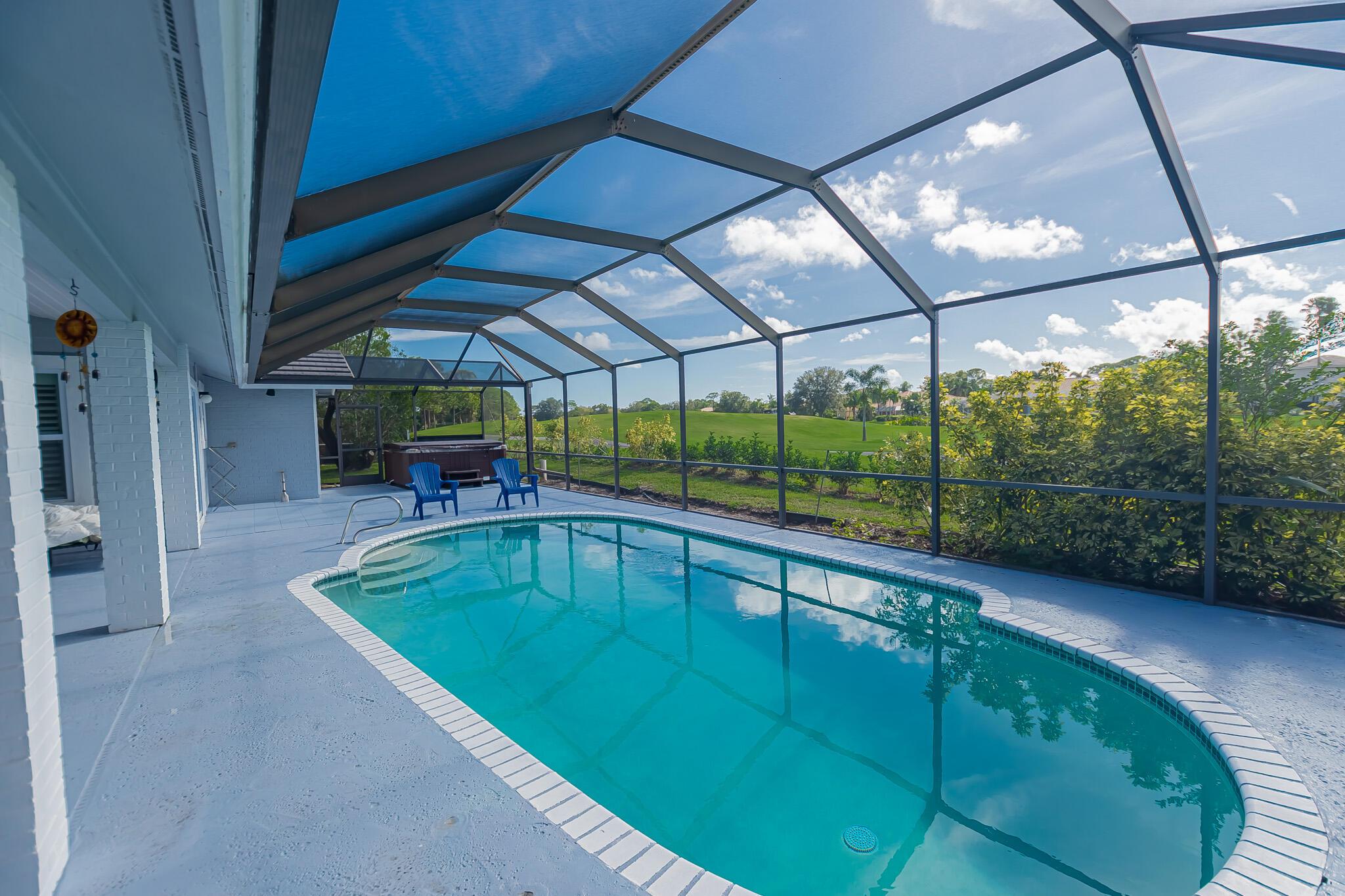 COUNTRY CLUB ESTATES - Residential