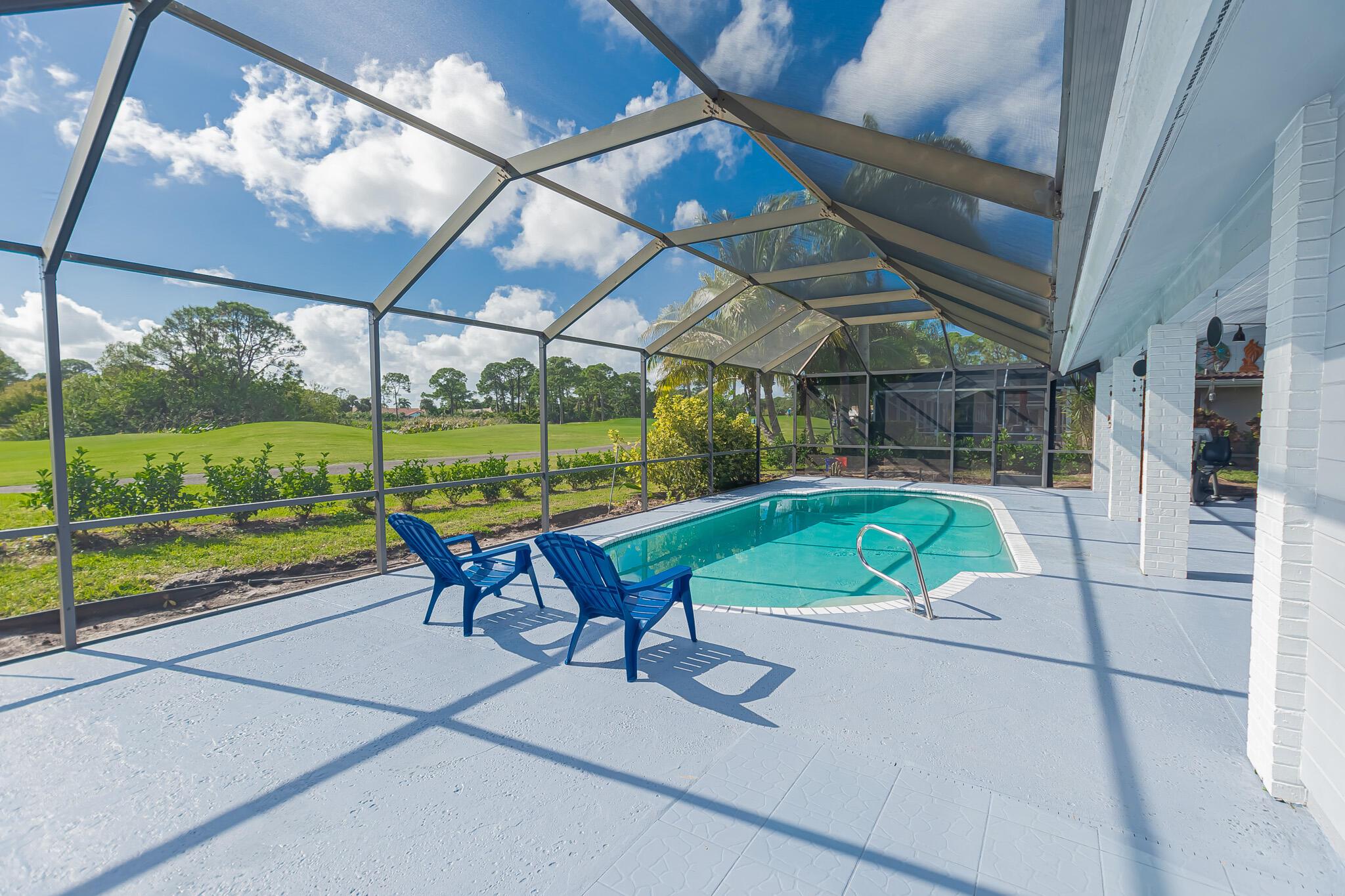 COUNTRY CLUB ESTATES - Residential