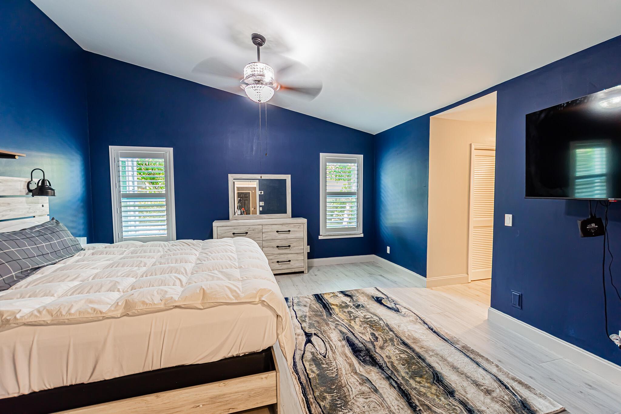 COUNTRY CLUB ESTATES - Residential