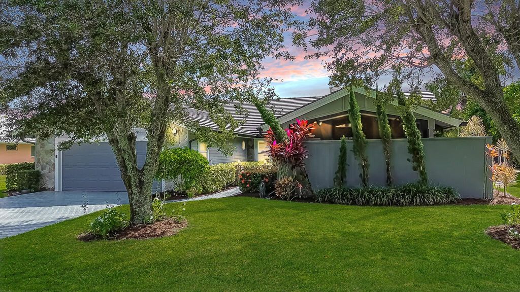 Photo of 1282 SW Bent Pine Cove, Port Saint Lucie, FL 34986 (MLS # R11132742)