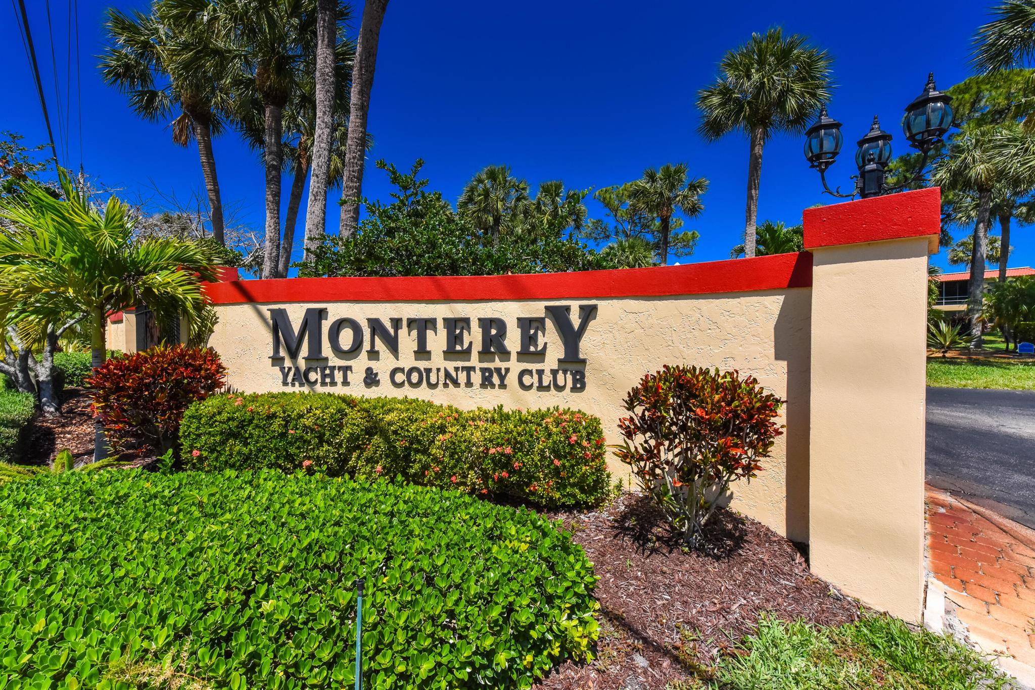 Lowest-Priced Golf Condo - Make It Your Own! Golf daily for FREE on a P.B. Dye-designed 9-hole executive course. Motivated seller offers this 1BR & 1/2 bath in the highly desirable 55+ Monterey Yacht & Country Club in Stuart. This condo is a blank canvas, ready for a buyer to update and design to their taste, with serene ornamental pond and golf course views from the screened patio. Amenities include fitness center, library, two clubhouses, meeting rooms, barbecue pavilion, swimming, bocce, billiards, shuffleboard, fishing pier, kayak launch, and walking paths. Just minutes from downtown Stuart, shopping, dining, medical centers, and beaches--and you have it all: location, golf, and lifestyle! AC replaced in 2020; walk-in tub added in 2022.