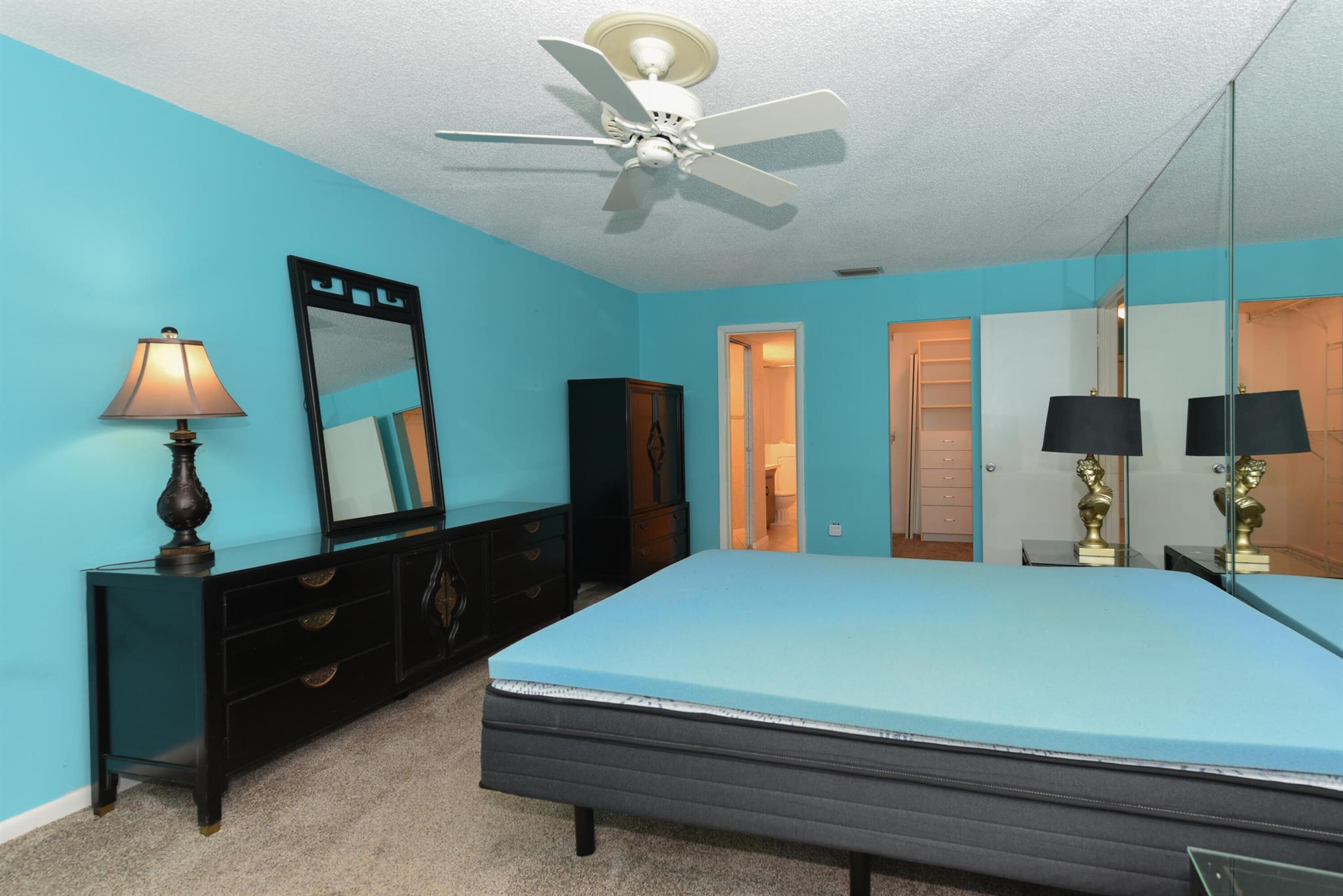 KING MOUNTAIN CONDO (AKA - Residential