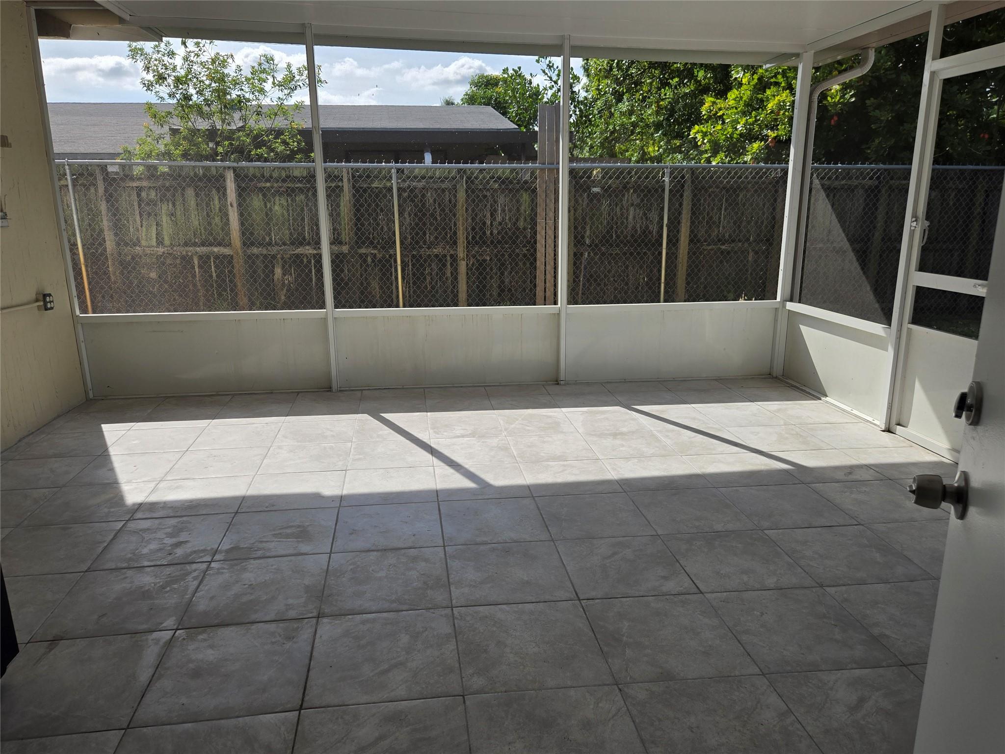 Miramar Sec 6 47-47 B - Residential Lease