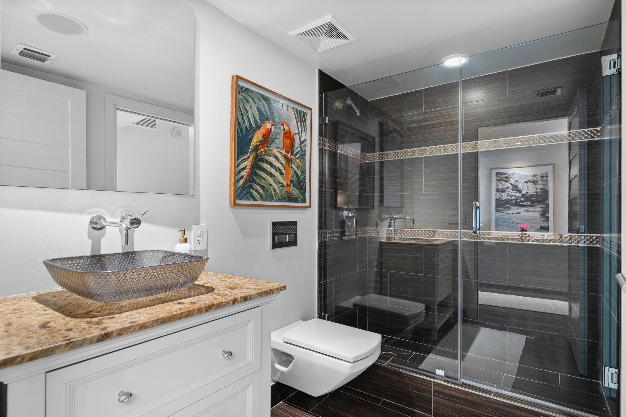 LAS OLAS BEACH CLUB - Residential