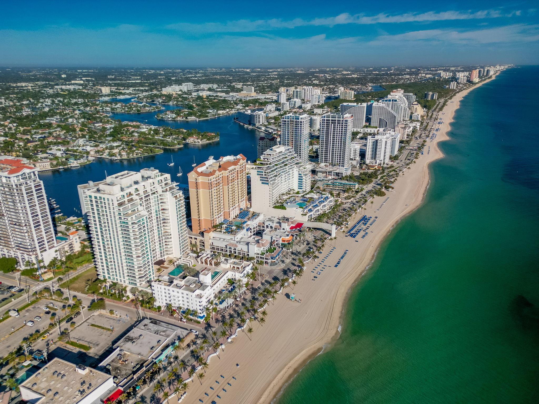 LAS OLAS BEACH CLUB - Residential