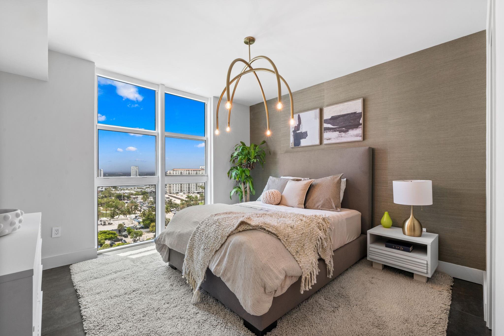 LAS OLAS BEACH CLUB - Residential