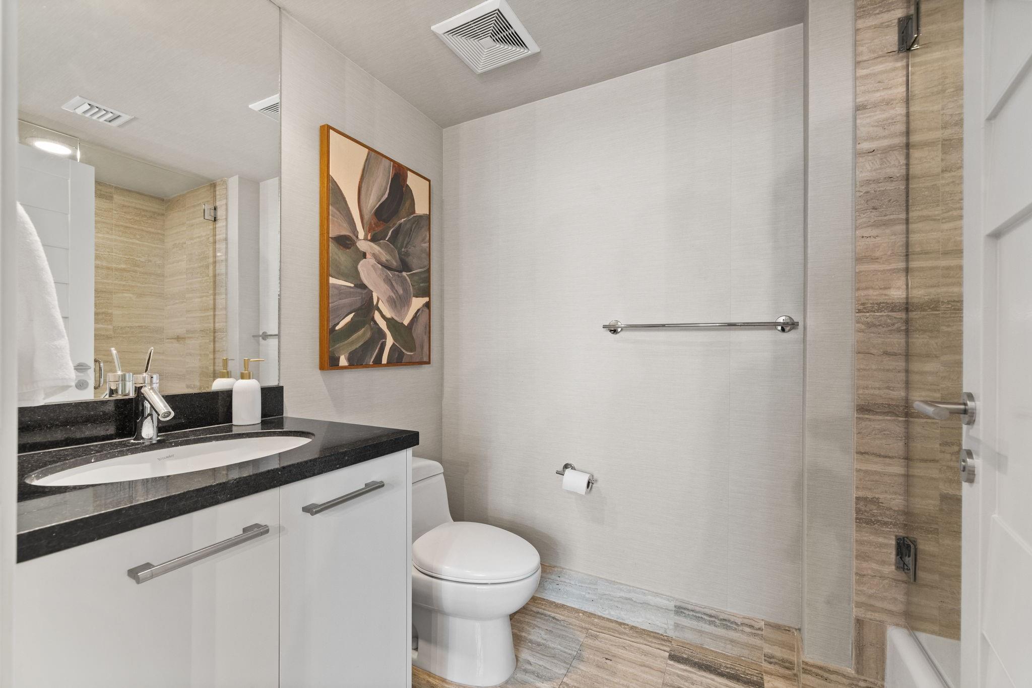 LAS OLAS BEACH CLUB - Residential