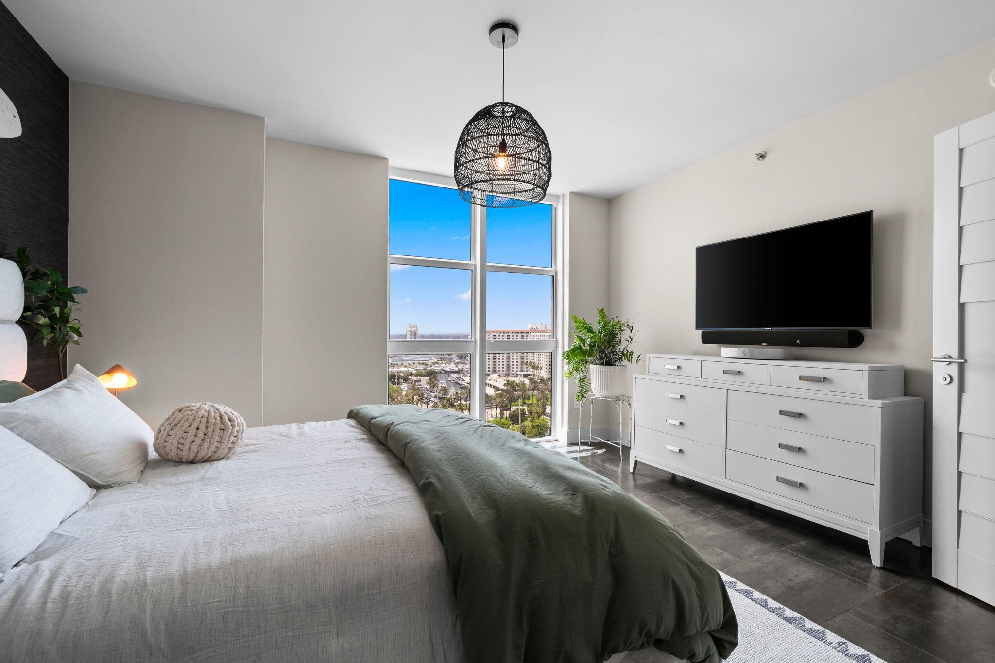 LAS OLAS BEACH CLUB - Residential