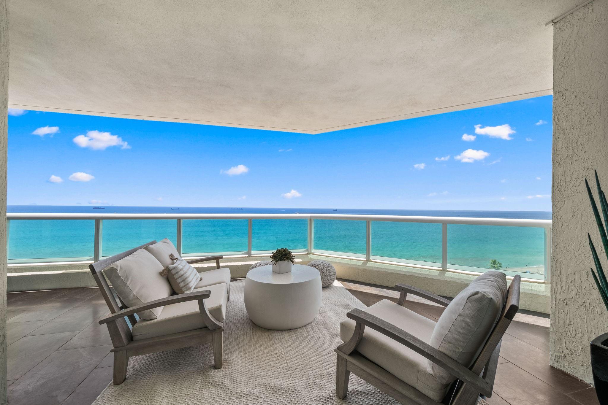 LAS OLAS BEACH CLUB - Residential