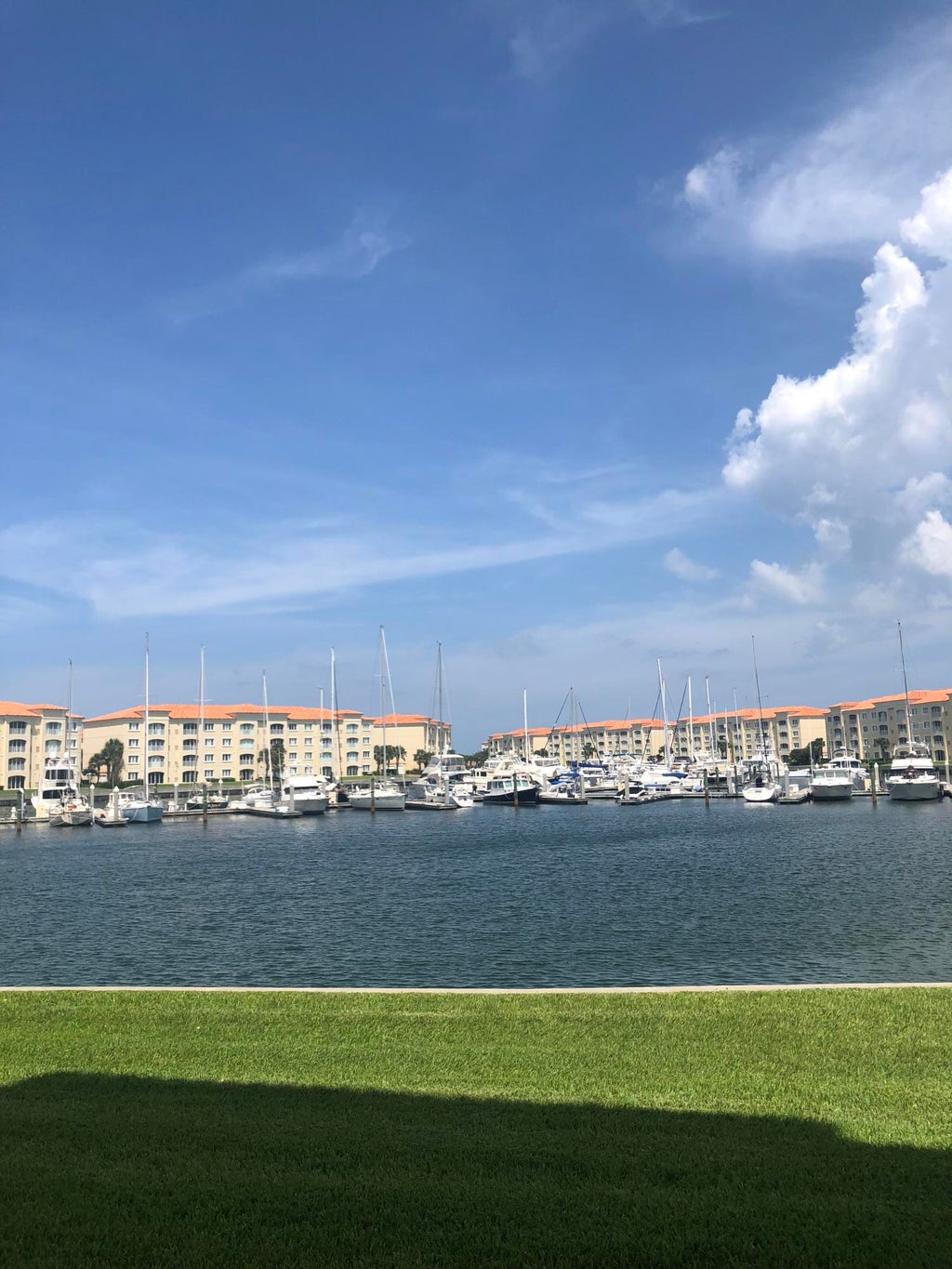 Photo of 11 W Harbour Isle Drive #105, Fort Pierce, FL 34949 (MLS # R11047915)