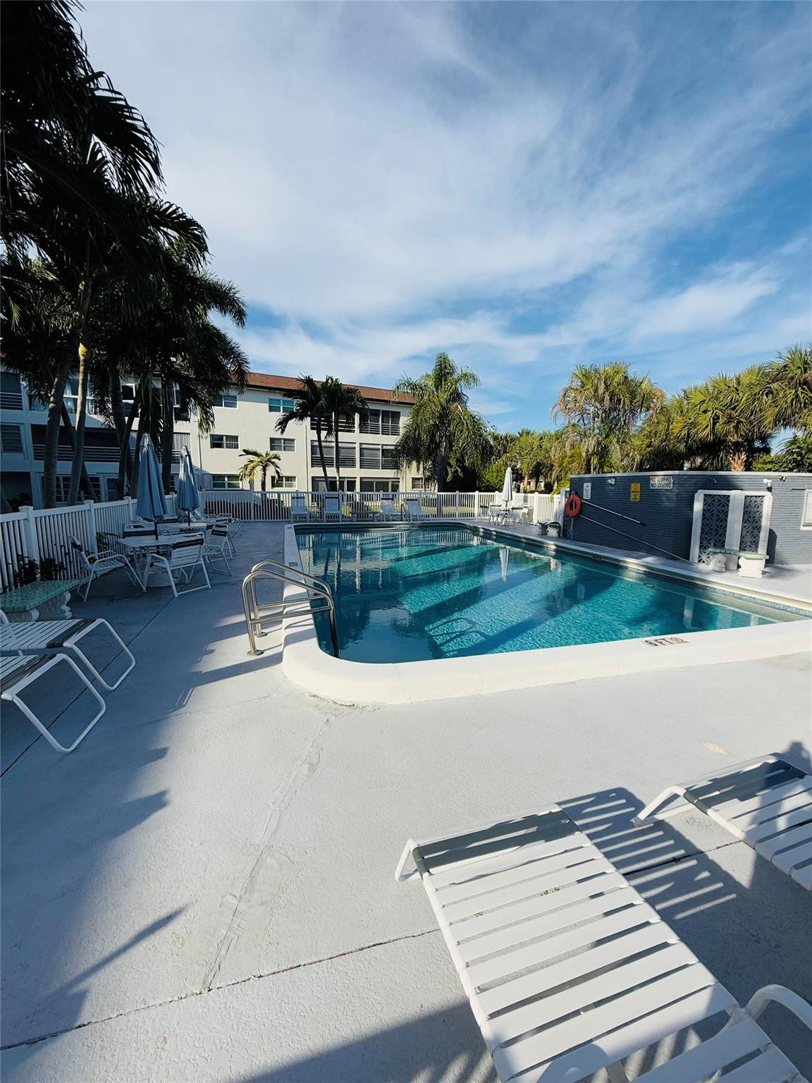 CRYSTAL HOUSE CONDO - Residential