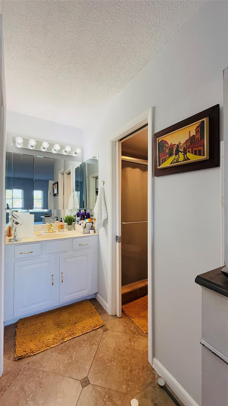 CRYSTAL HOUSE CONDO - Residential