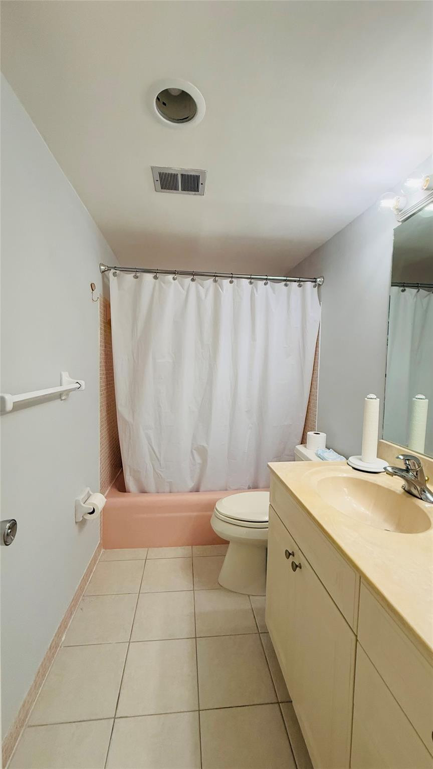 CRYSTAL HOUSE CONDO - Residential