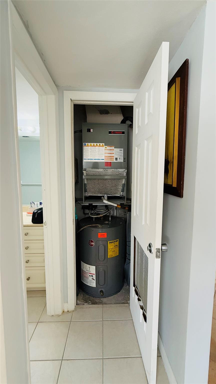 CRYSTAL HOUSE CONDO - Residential