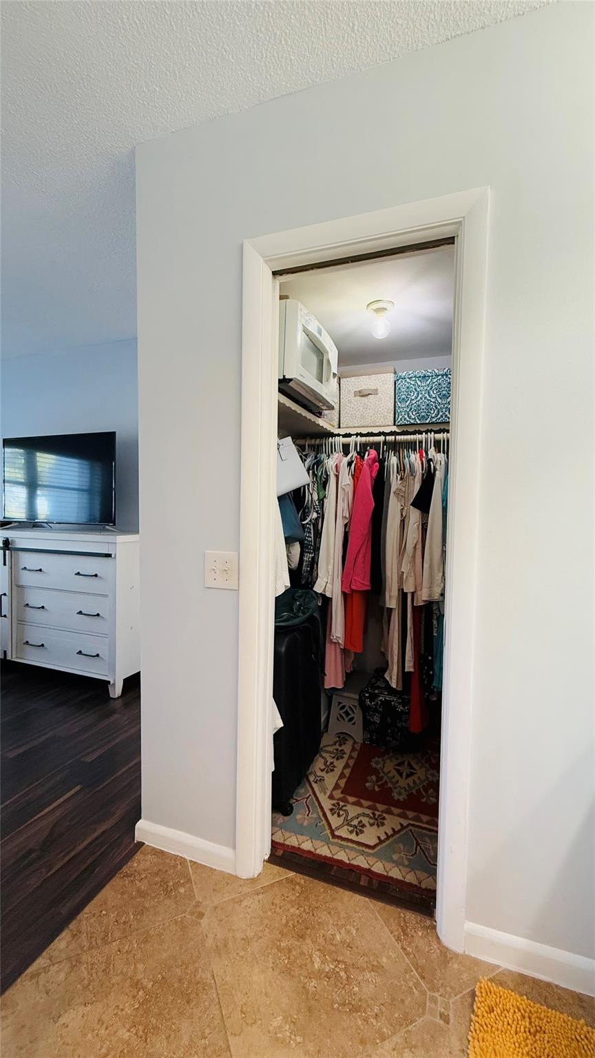 CRYSTAL HOUSE CONDO - Residential