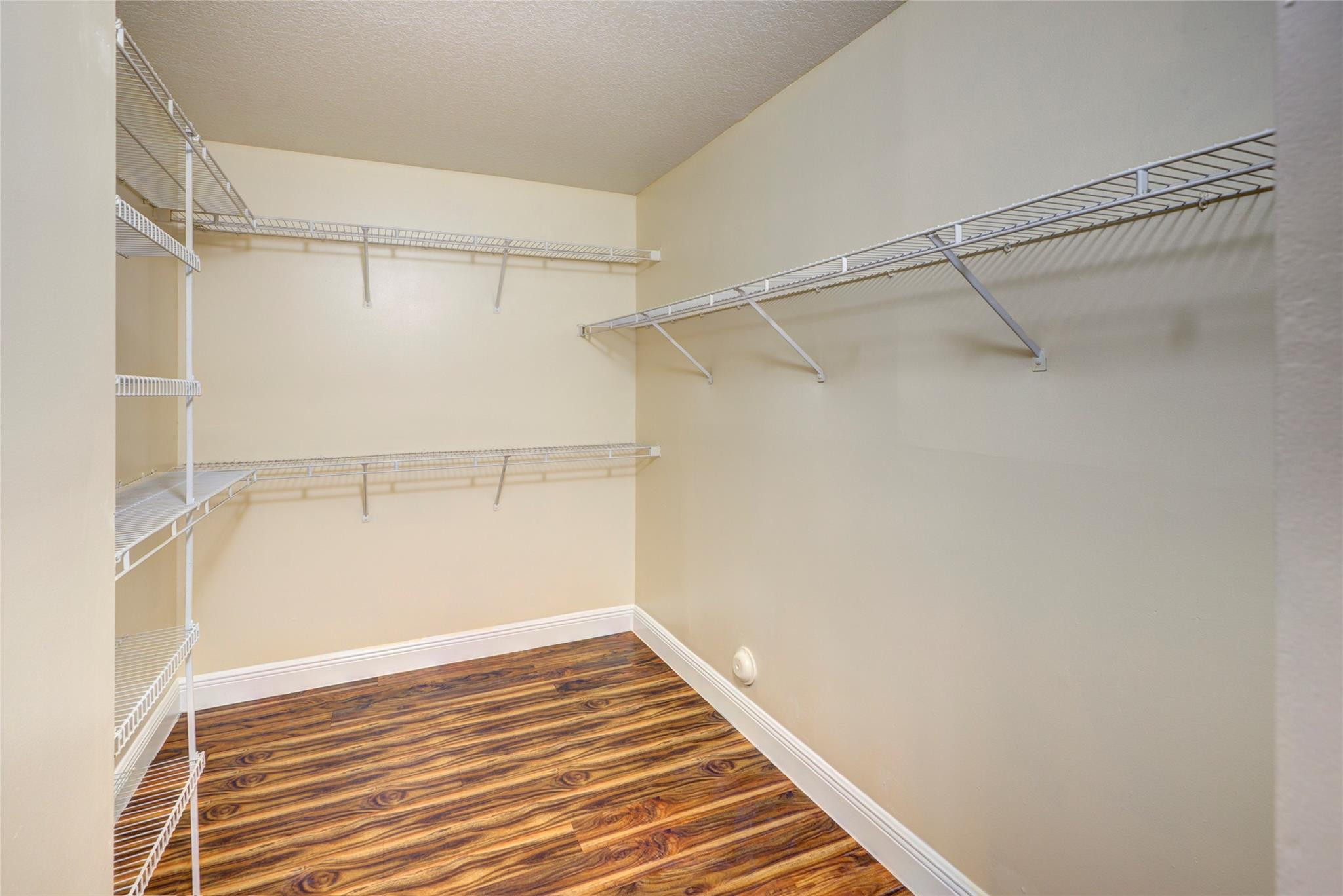 CORAL RIDGE DRIVE COMMERCIAL - Residential Lease