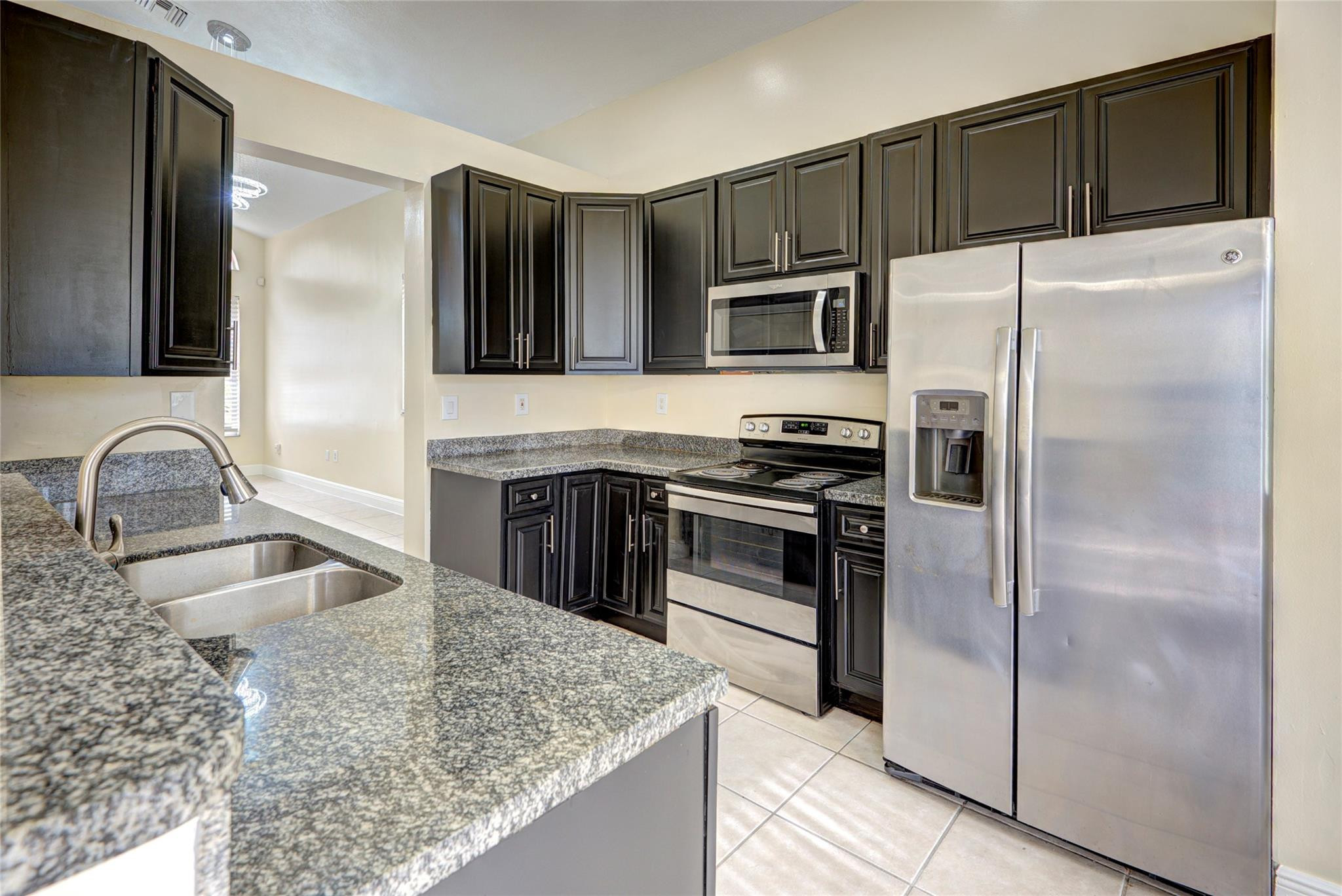 CORAL RIDGE DRIVE COMMERCIAL - Residential Lease