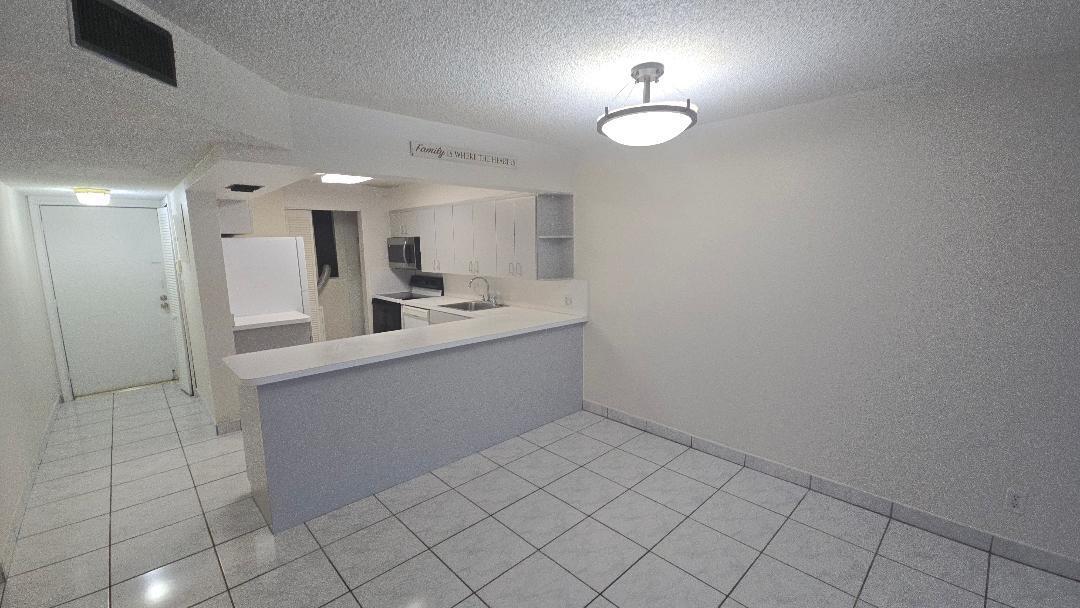 VERSAILLES GARDENS CONDO - Residential Lease