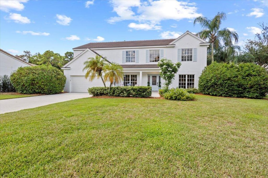 Photo of 10117 Hunt Club Lane, Palm Beach Gardens, FL 33418 (MLS # R11117670)